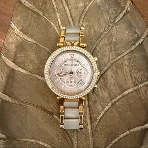 Michael Kors rose gold color watch
